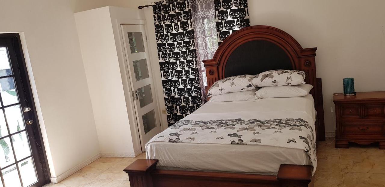 Little Savoy Guest House New راناوي باي المظهر الخارجي الصورة
