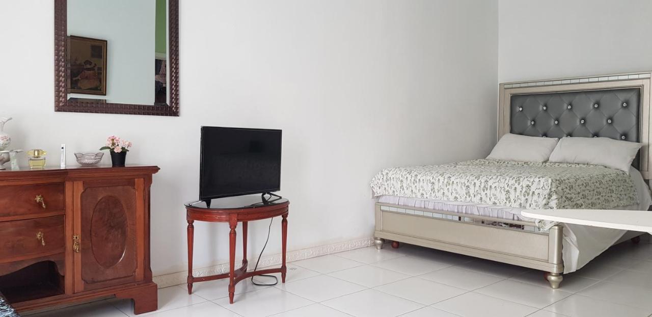 Little Savoy Guest House New راناوي باي المظهر الخارجي الصورة