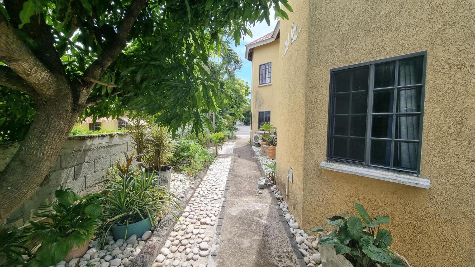 Little Savoy Guest House New راناوي باي المظهر الخارجي الصورة
